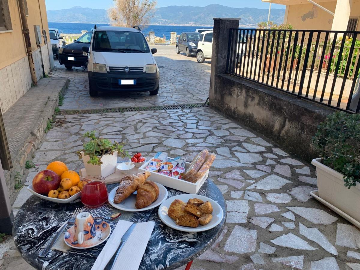 Sophie House : Appartamento Indipendente Ideale Per Vacanze Al Mare Reggio di Calabria Exterior foto